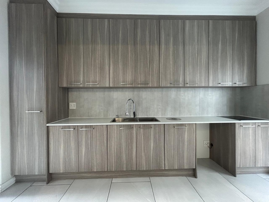 To Let 2 Bedroom Property for Rent in Royal Ascot Western Cape